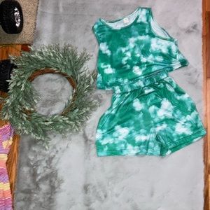 Teal and white  2-pc set 🌱#1002